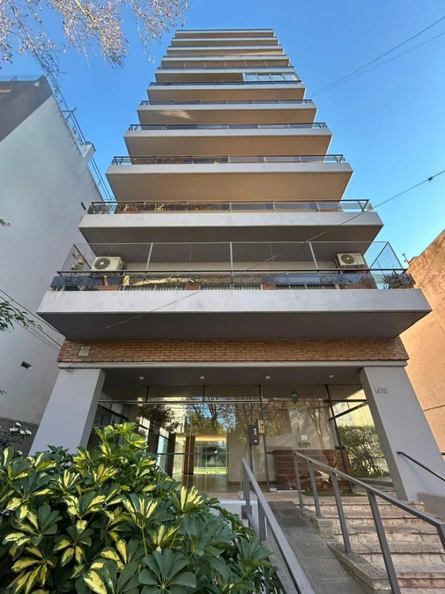 3-room unit with balcony