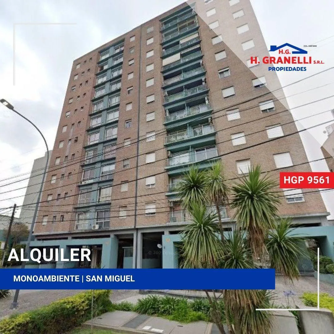 Studio with balcony and A/C