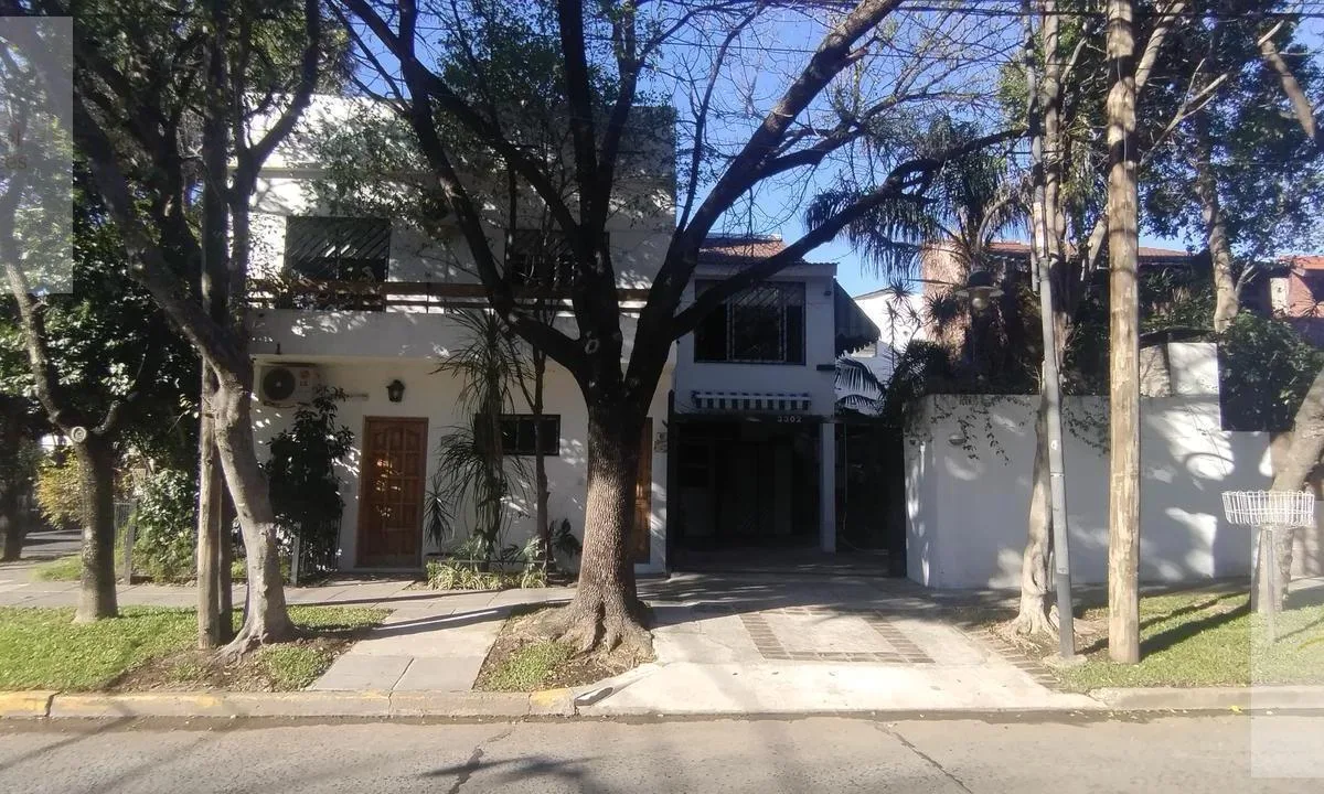 Furnished duplex PH with garden