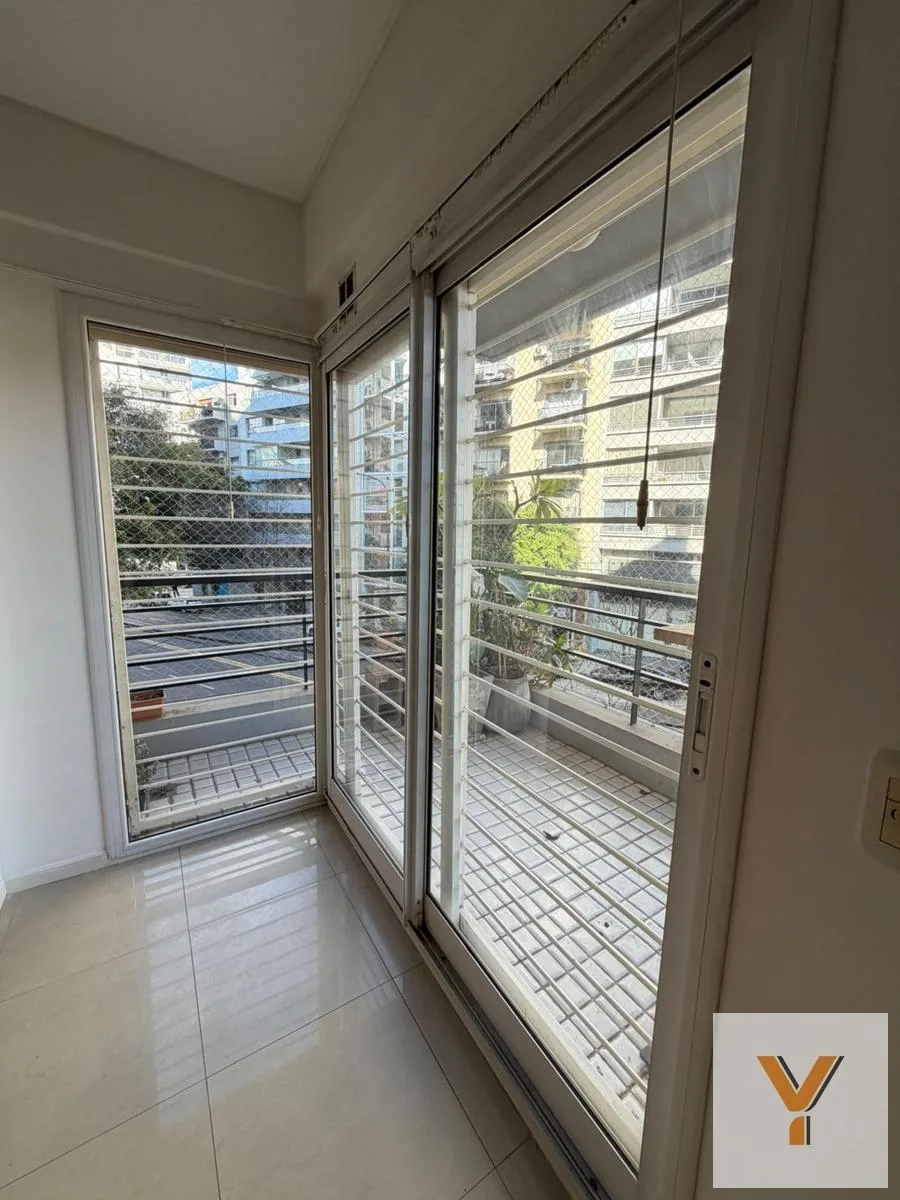 Departamento en Alquiler - 2 Dorm. 2 Baños - 70 m - Coghlan