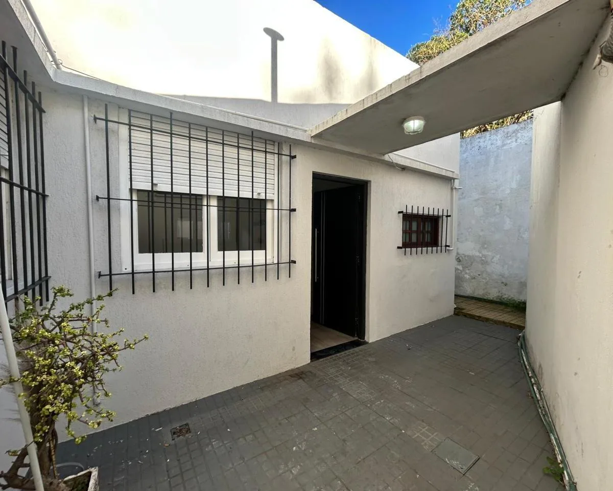 PH Dos Dorm. en Alquiler. 2 E/ 63 y 64