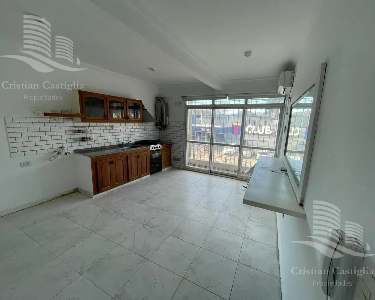 Wood-deck balcony, 43 m²