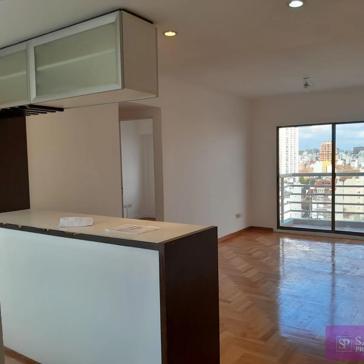 Departamento de 2 Ambientes en Alquiler en Caballito. Seguridad 24hs, Piscina, Sum, Estacionamiento