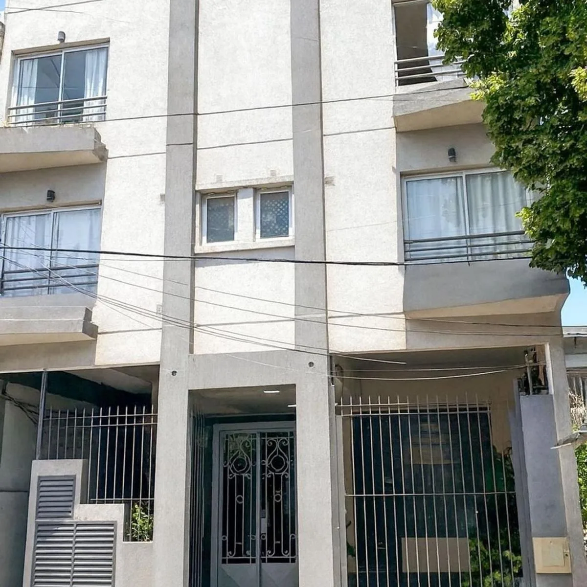 26 m² studio, Burzaco