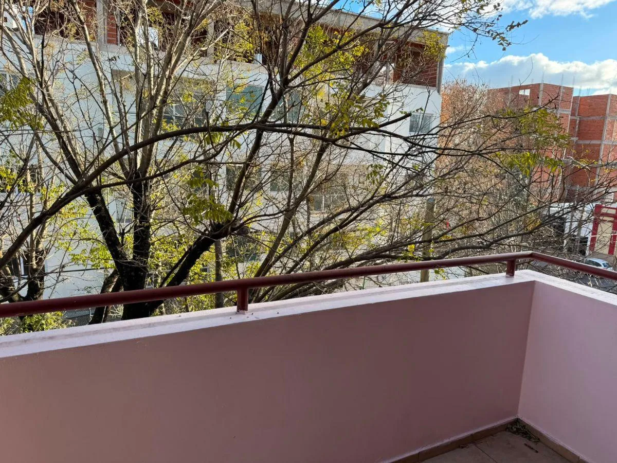 Departamento en Alquiler - 22 Entre 60 y 61 - 1 Dormitorio (Por Escalera)