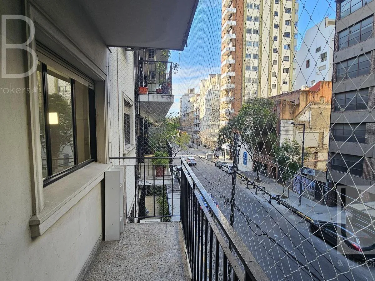 Palermo Chico 3-room balcony