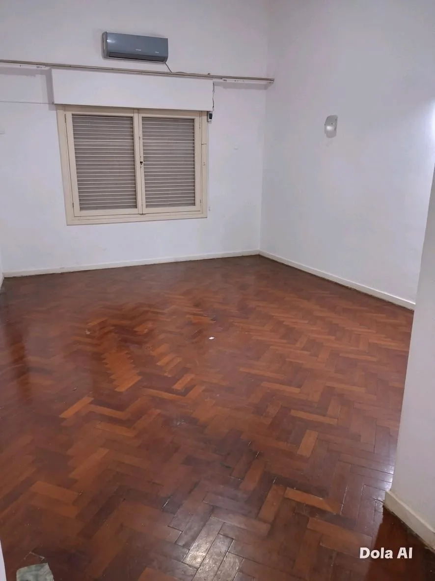 Planta baja en Flores, 3 ambientes