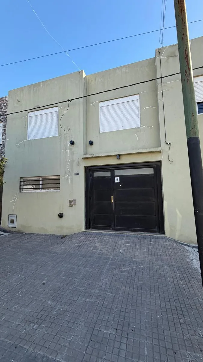 Duplex de Dos Dorm. con Cochera Sin Expensas