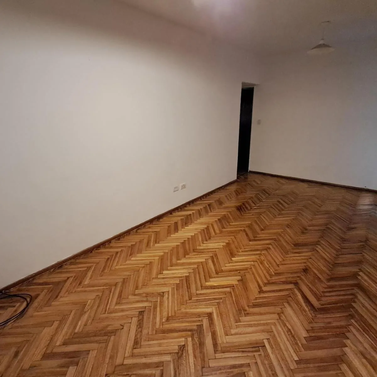 2 Ambientes en Alquiler con Cocina y Lavadero