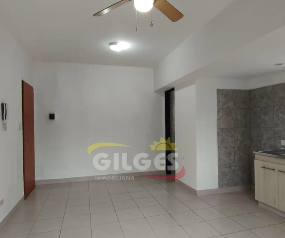 Monoambiente con Balcon en Ramos Mejia