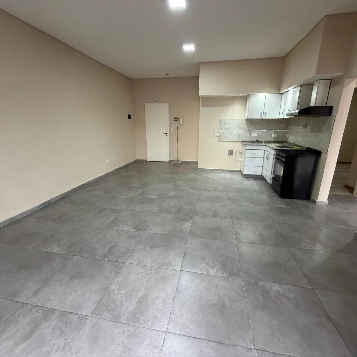 3rd-floor 2BR balcony