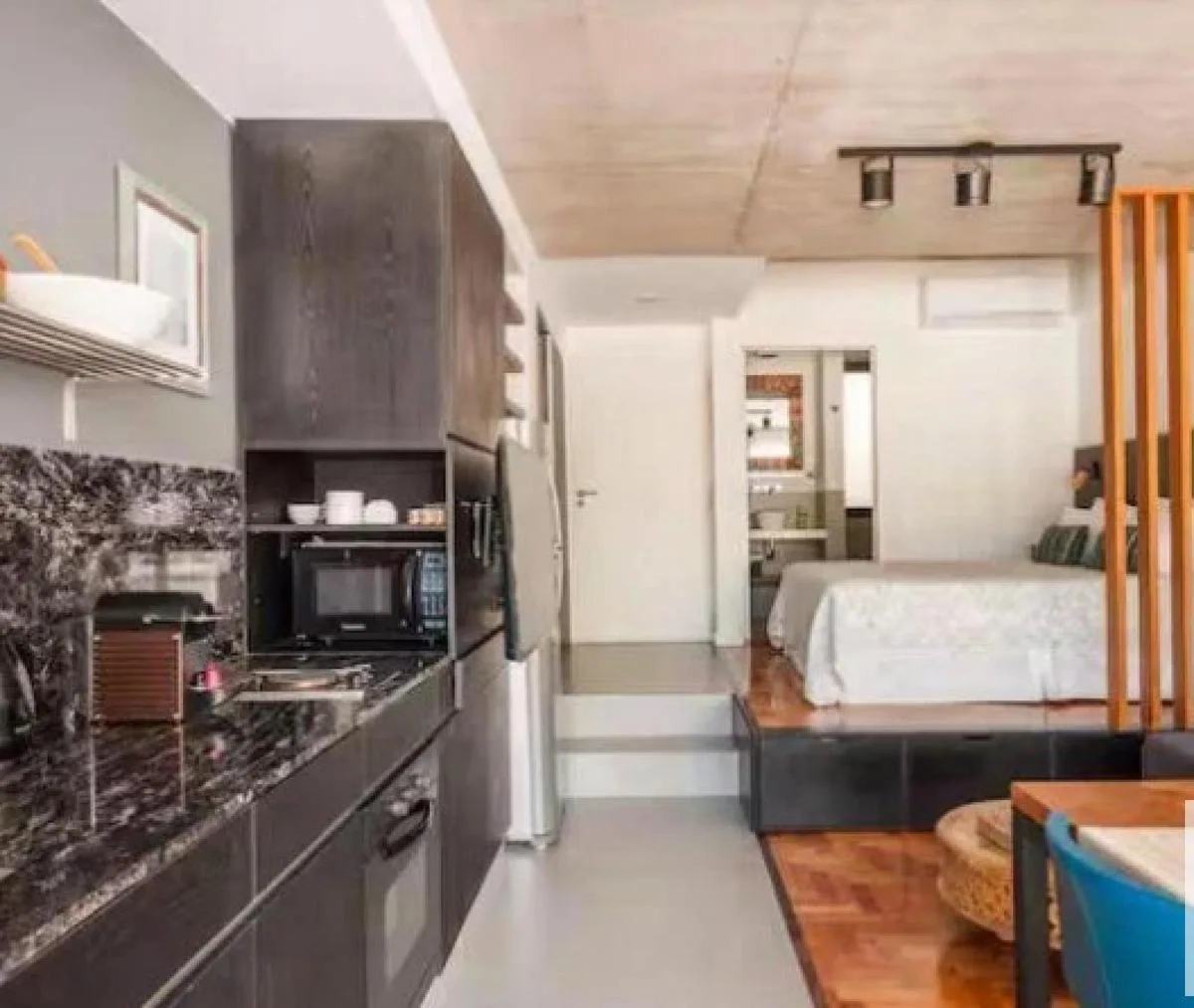 Listing: Studio, Palermo