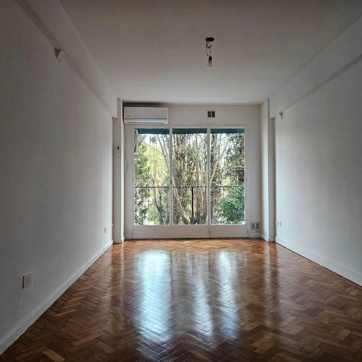 3 ambientes con balcón