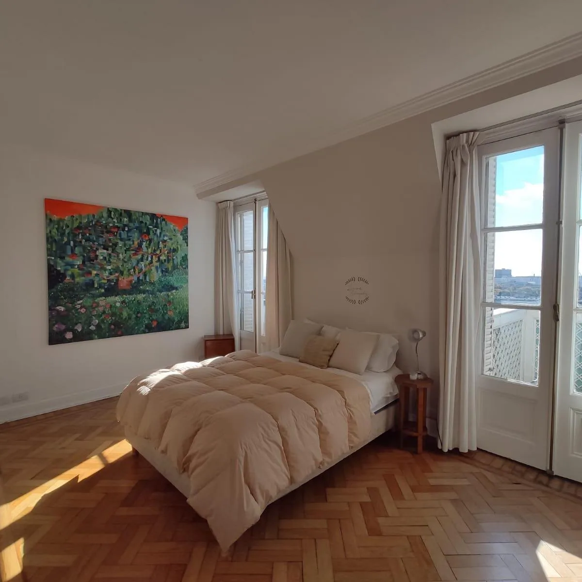 2 ambientes con balcón y terraza