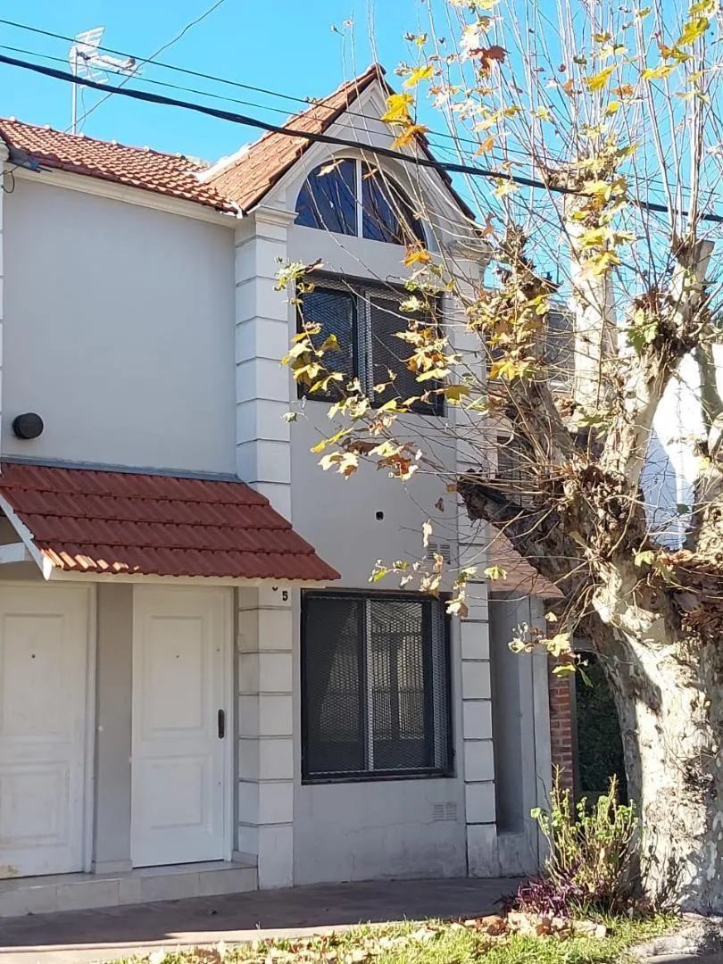 Rivera Indarte 700. Duplex 2 Ambientes y Medio en Alquiler