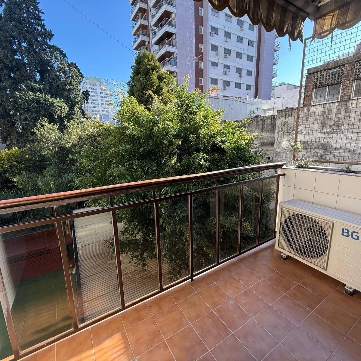 Balcón contrafrente, 60 m²