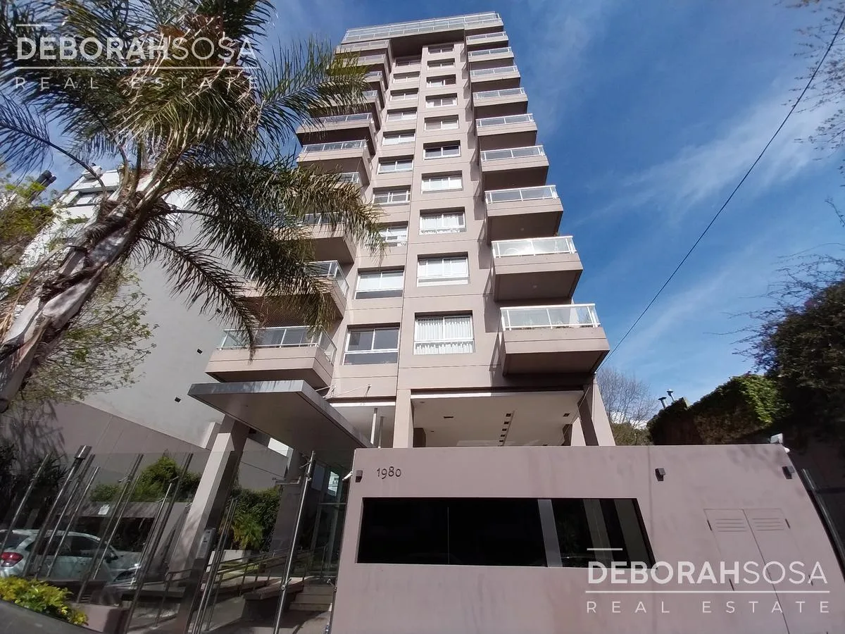 3-room unit with parking and amenities