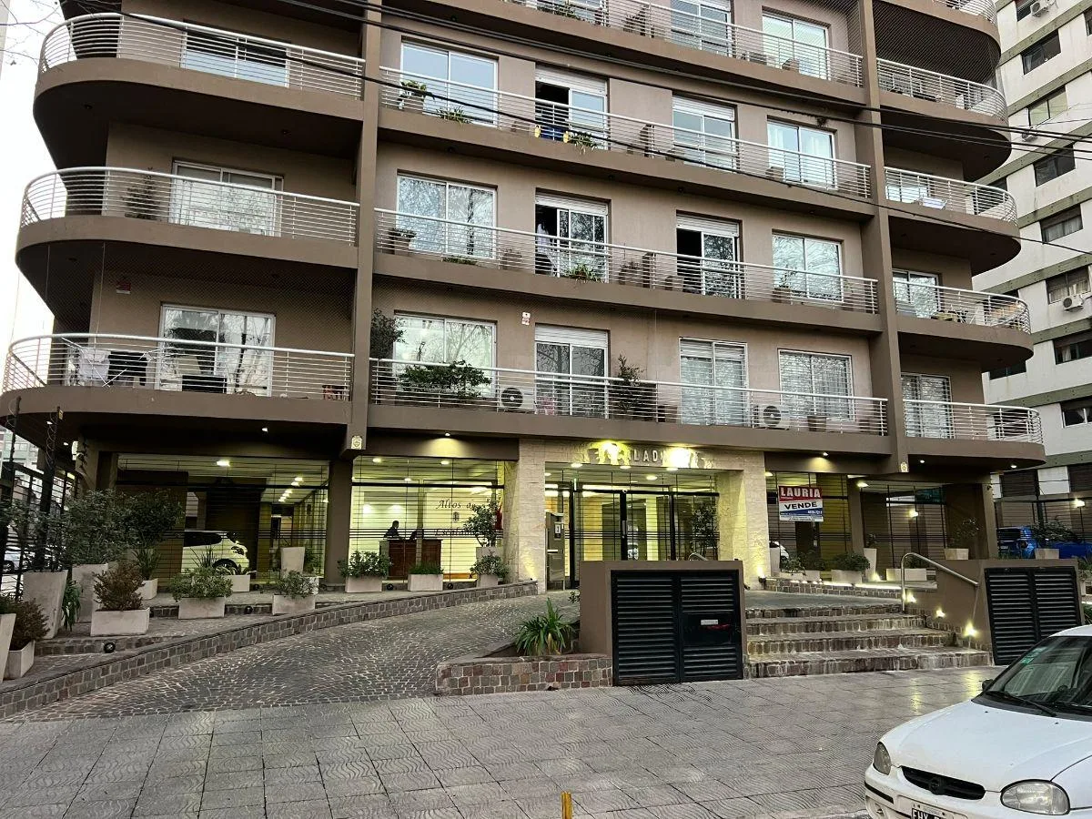 2 ambientes con balcón norte