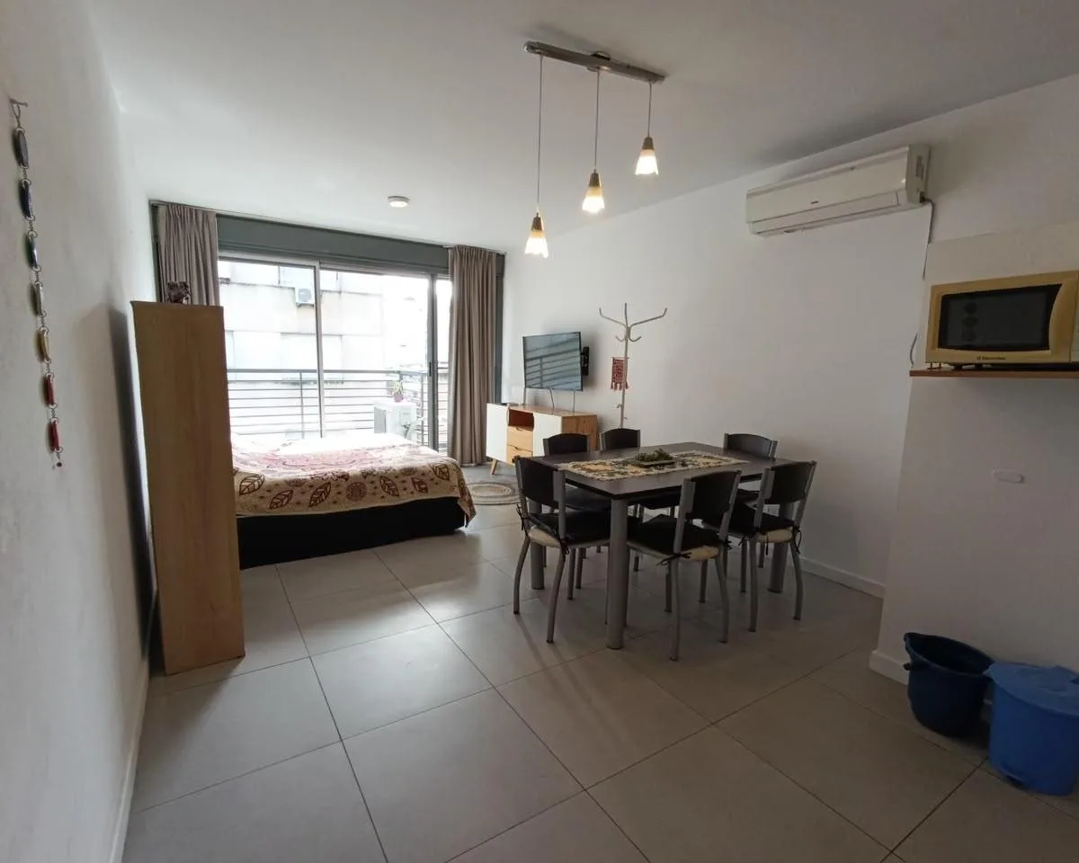 Alquiler Temporario Monoambiente Amoblado C/balcón y Amenities - Carlos Calvo 1600 - San Cristobal