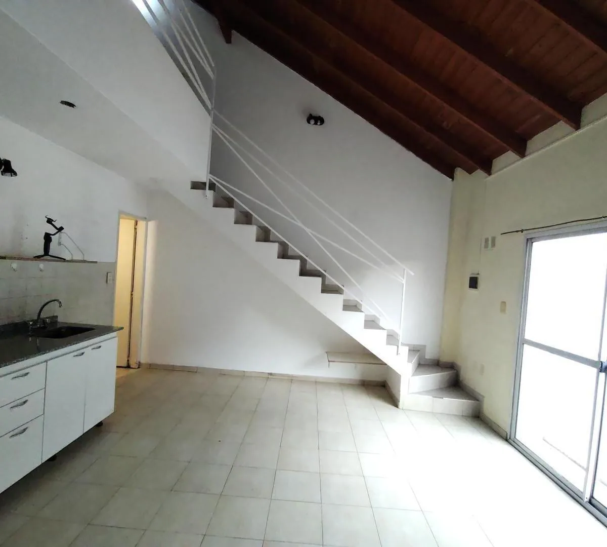 Loft con entrepiso, 32 m²