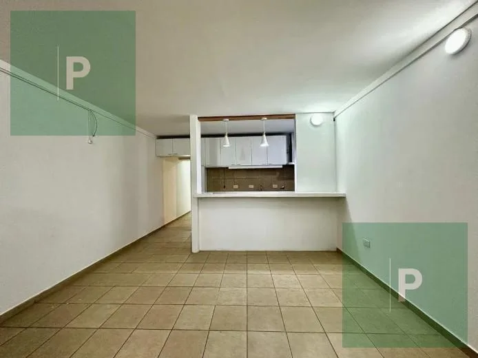 PH reciclado con jardín