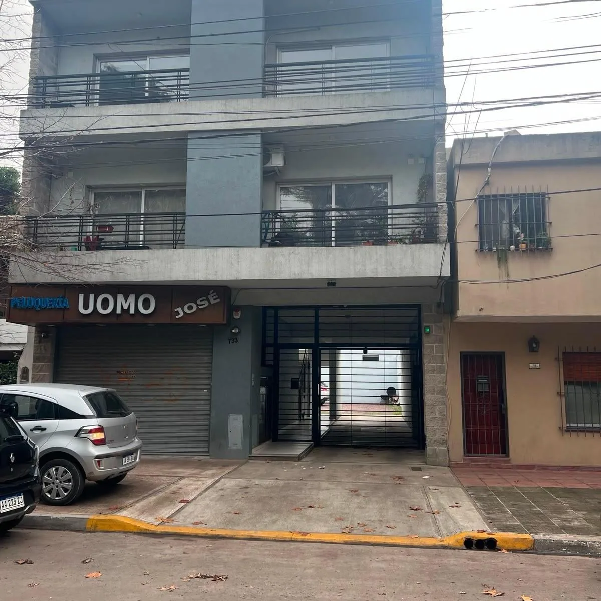 2 ambientes con cochera y balcón