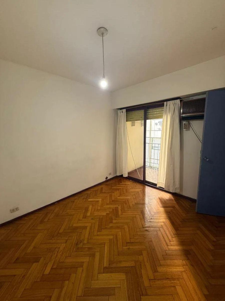 38 m² contrafrente balcón