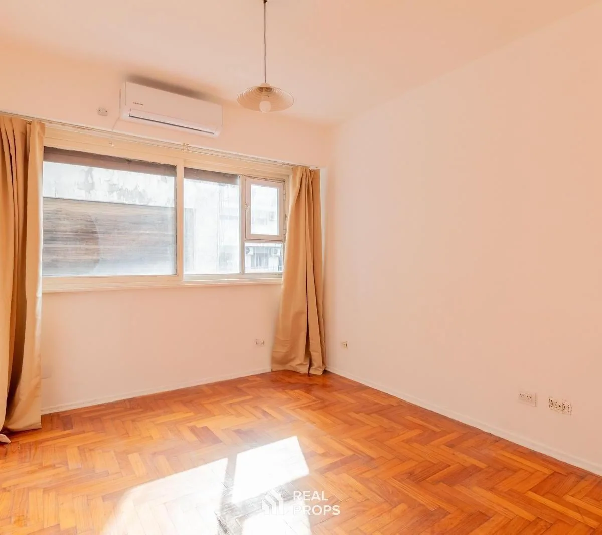 Palermo, parquet y A/A