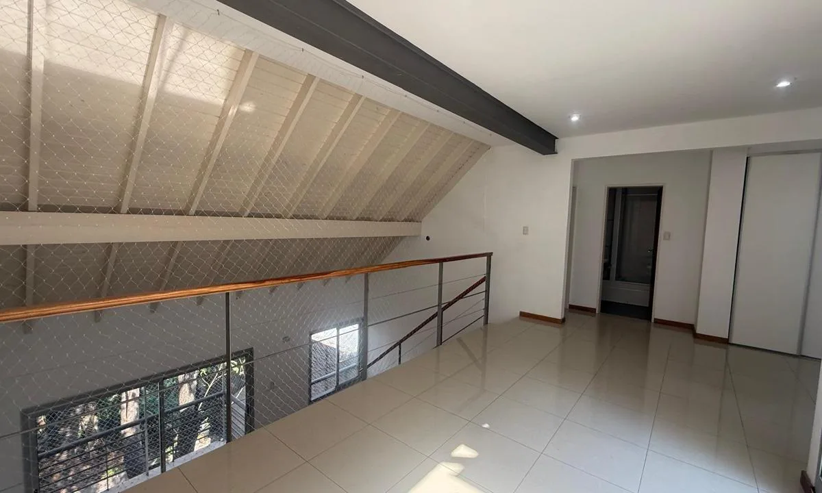 Duplex 2 dormitorios, cochera