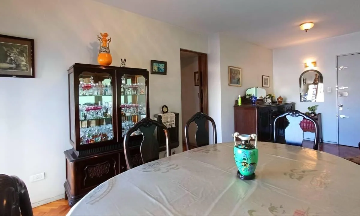 5° piso con balcón y parquet