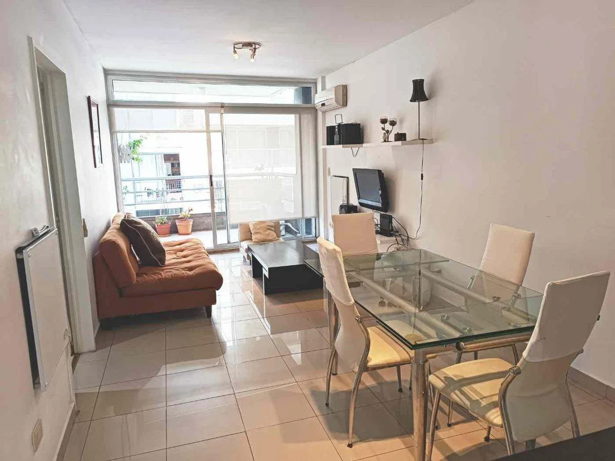 2 ambientes con balcón y pileta