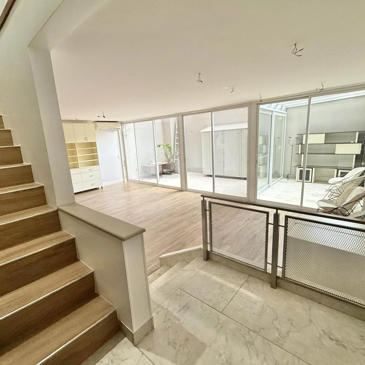Alquiler de Dúplex de 2 Dorm. con Patio, Cochera y Pileta en Recoleta
