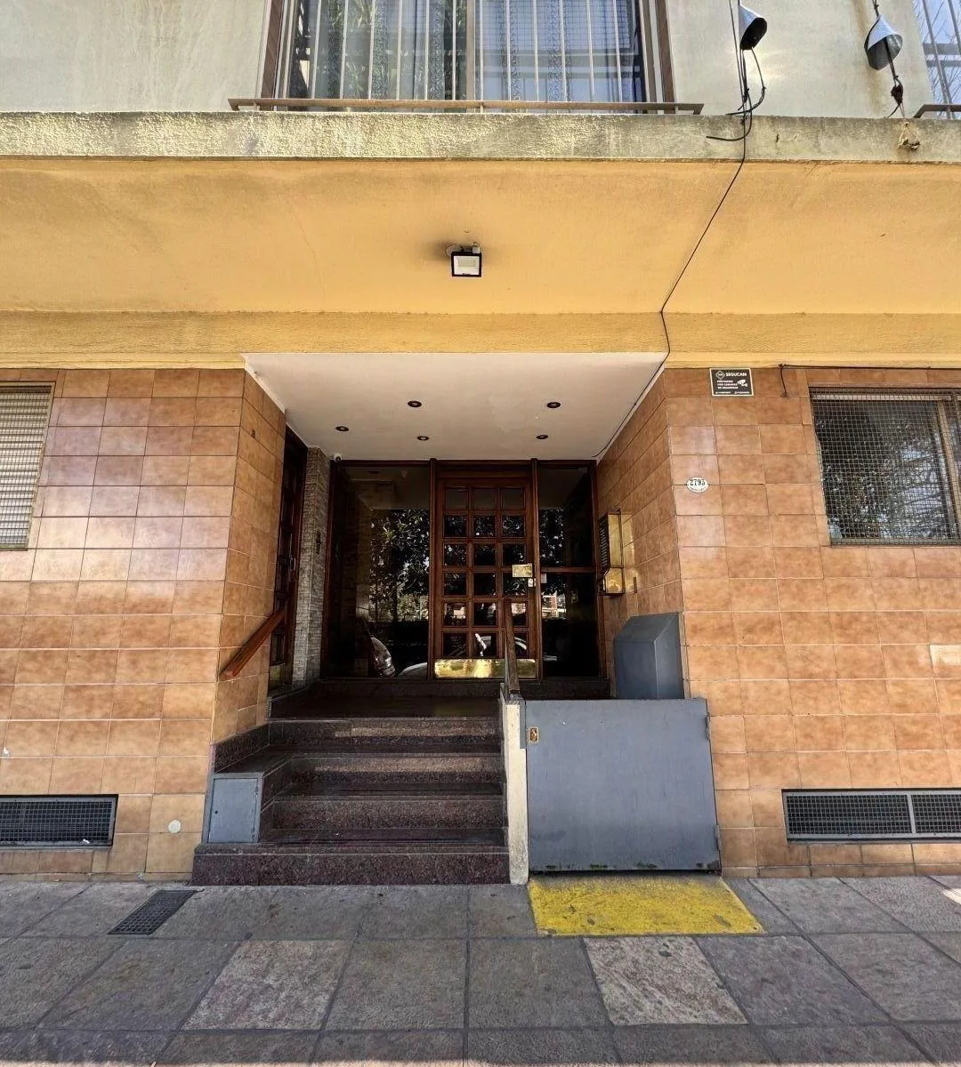 Depto de 3 Amb C/ Balcón en Pleno Lanus. Exc Ubicación