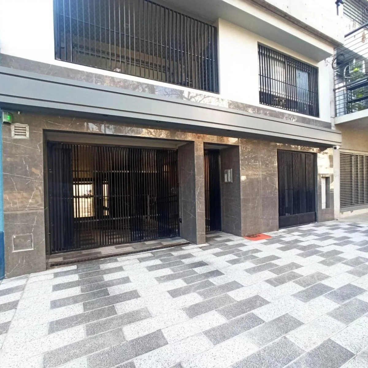 Alquiler Depto 1 Amb C/ Cochera Urquiza Aestrenar