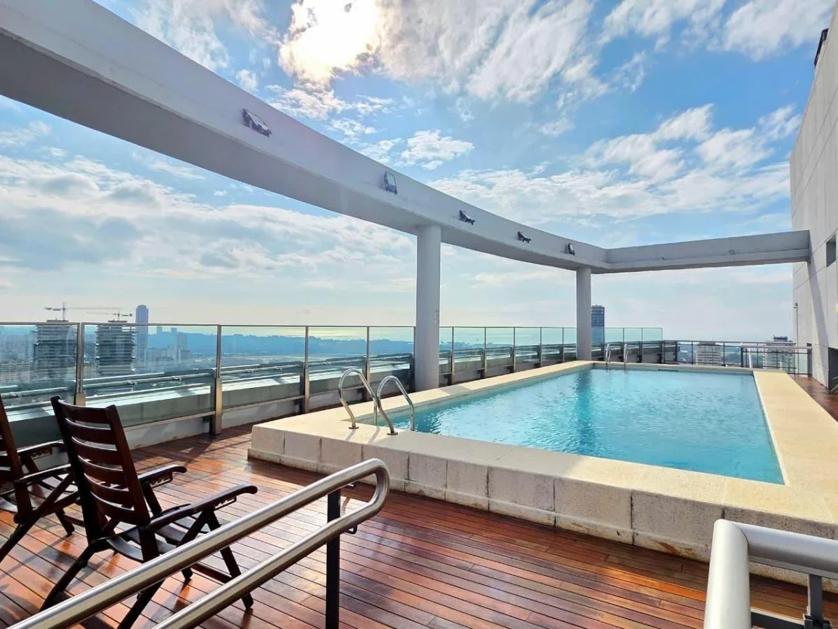 Listing: 2 bedrooms, Palermo