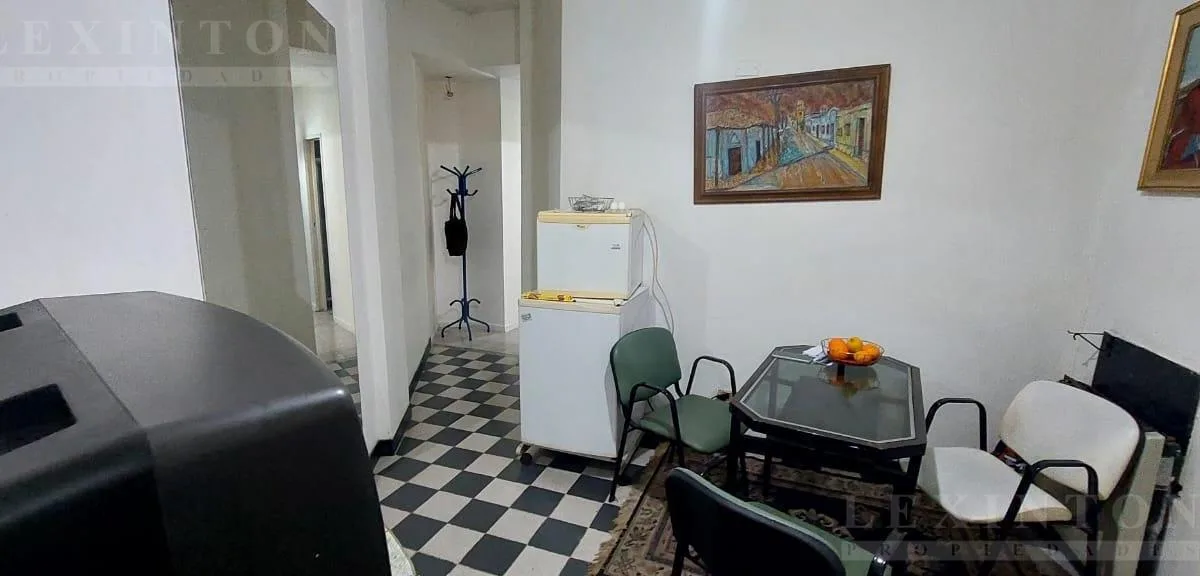 Planta baja, 3 dormitorios, 2 baños