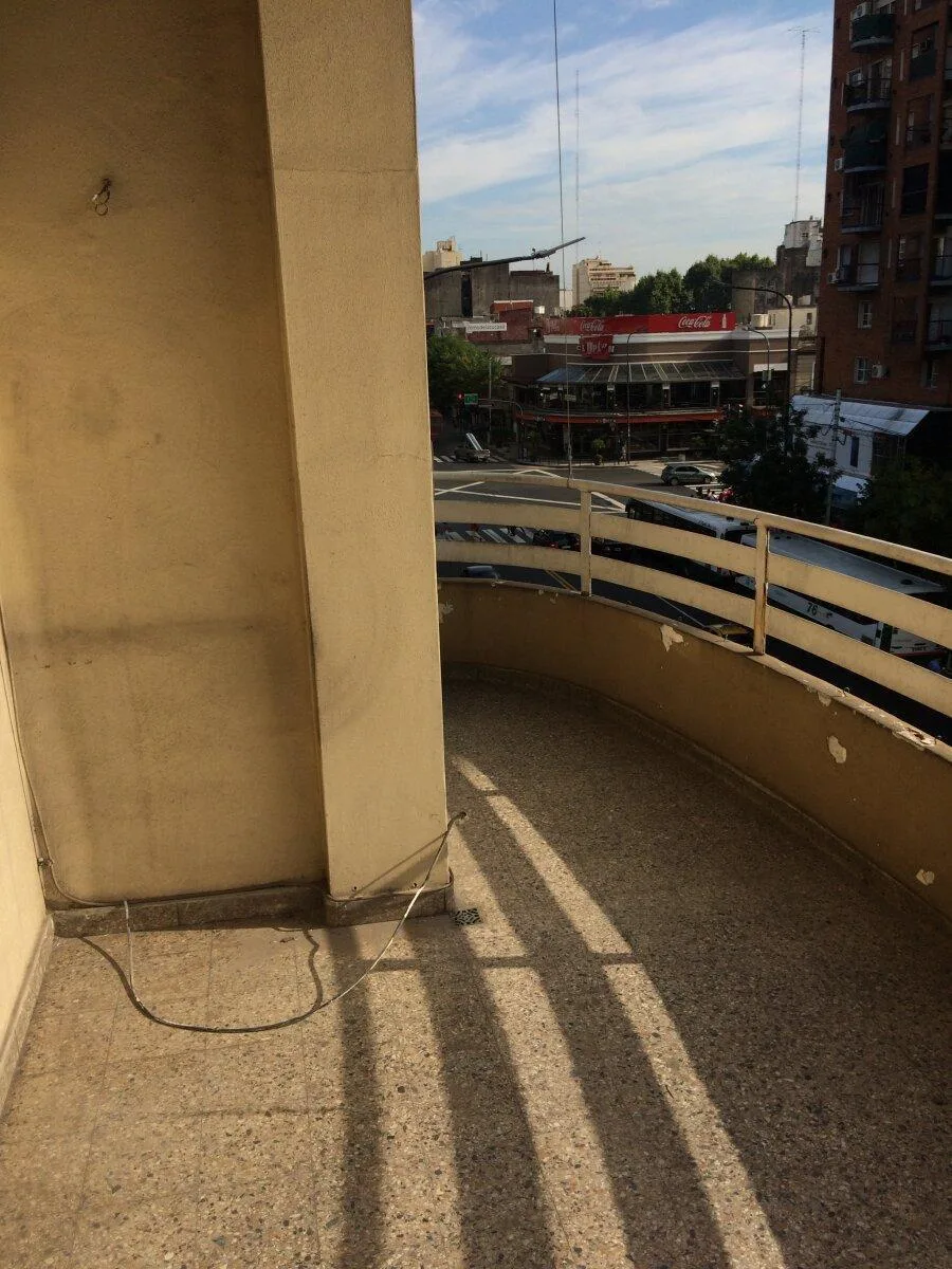 3 ambientes con balcón