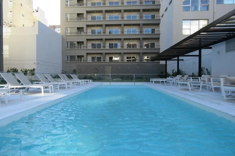 Monoambiente con balcón y amenities