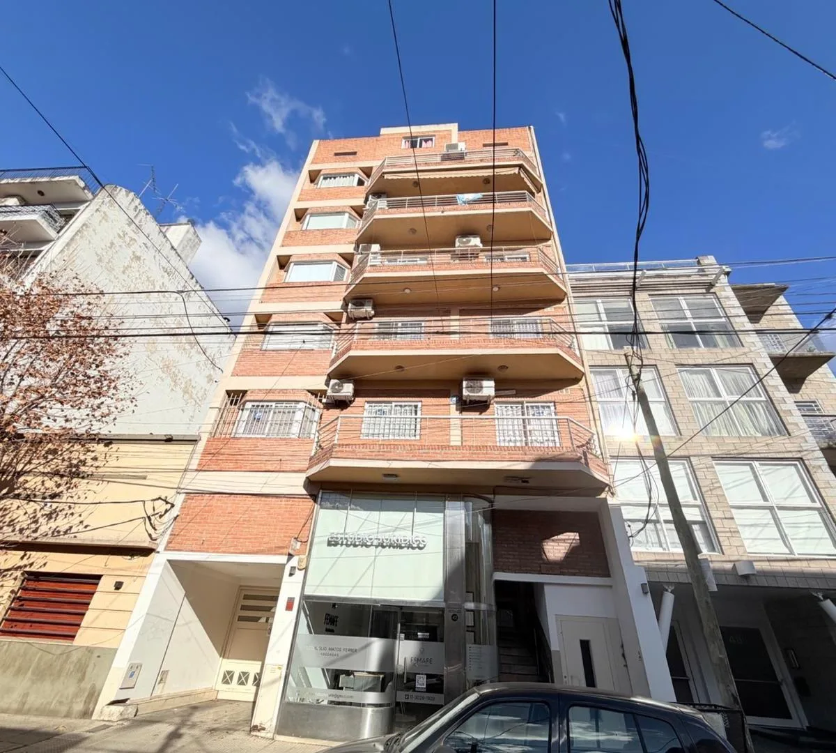 2 ambientes con balcón
