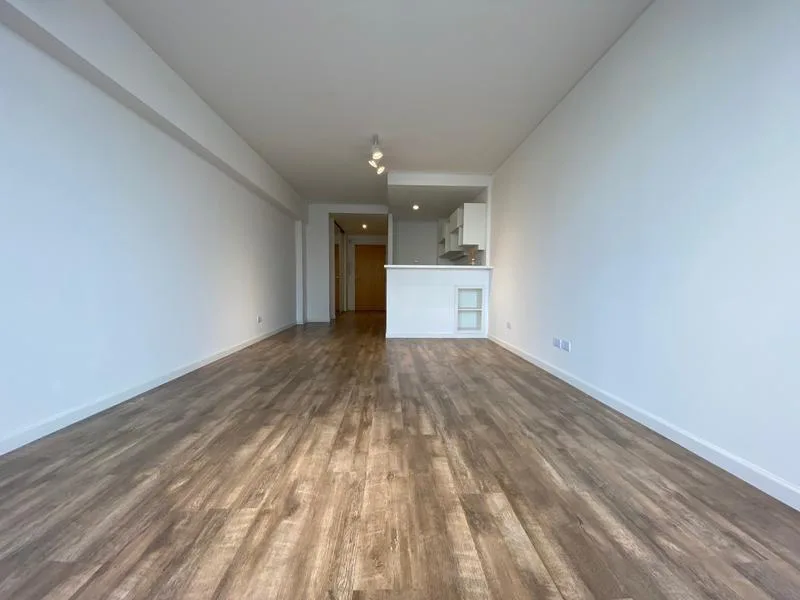 Monoambiente con balcón y amenities
