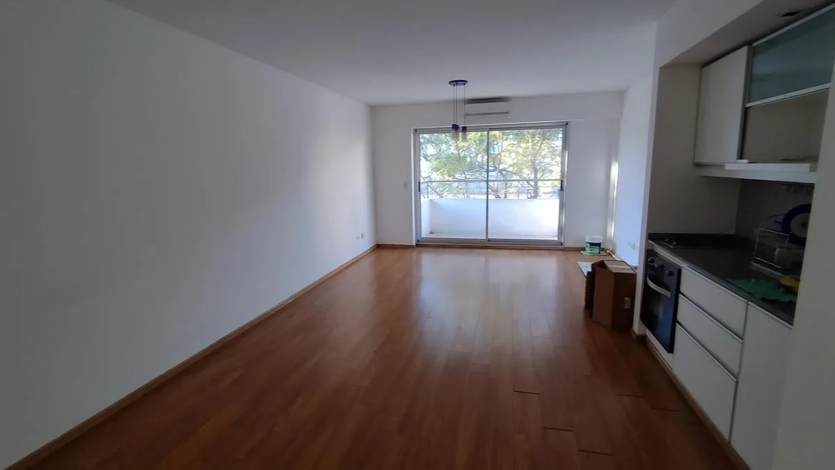 Divisible studio with balcony