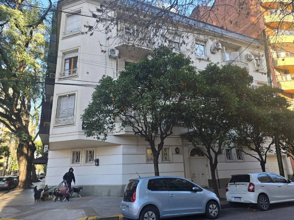 1º piso al frente, balcón