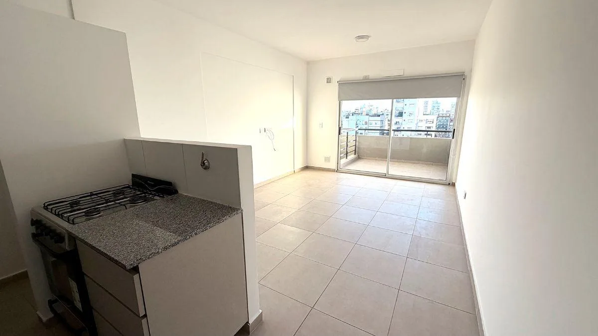 Studio with balcony and parking