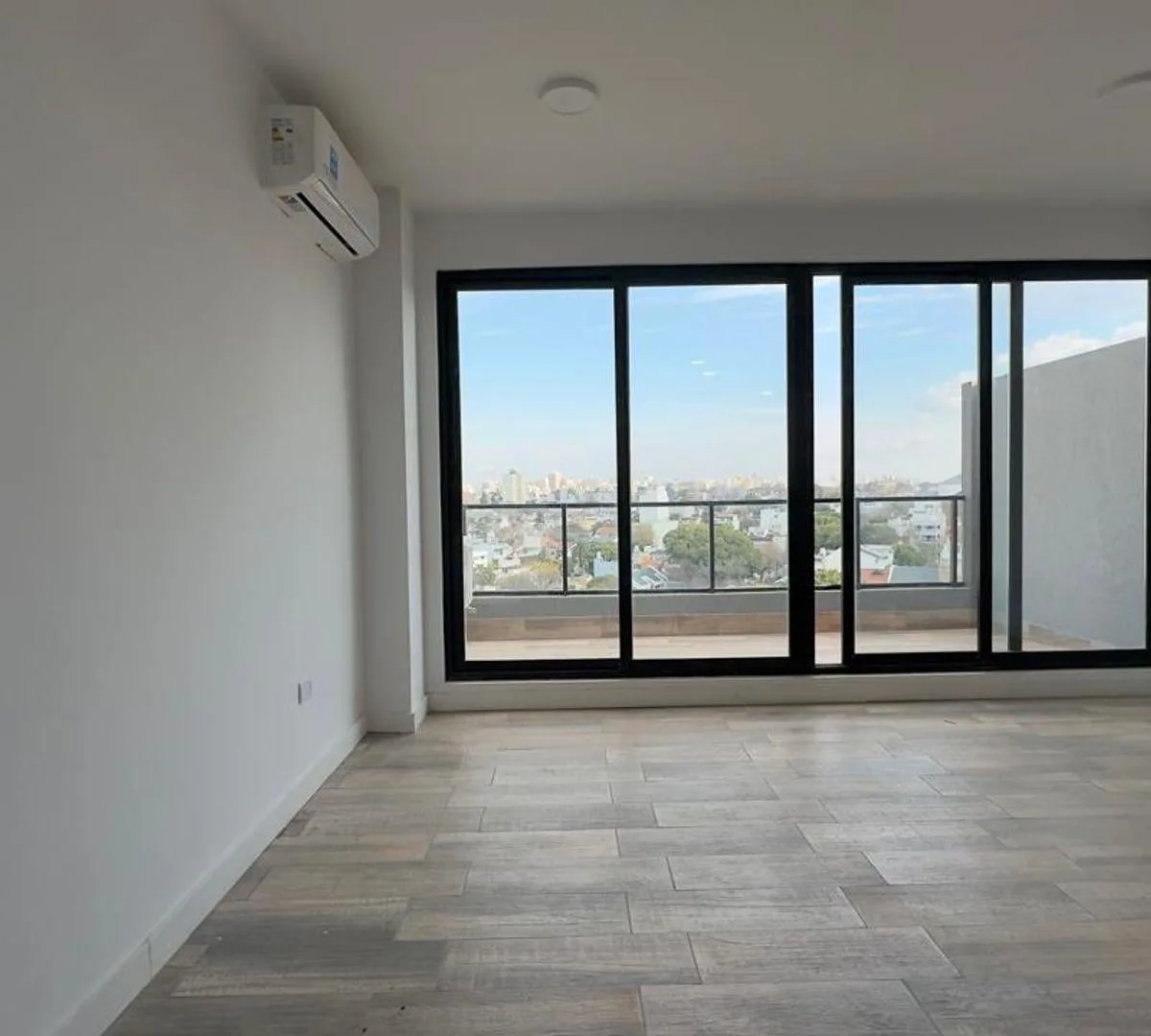 Alquiler Monoambiente a Estrenar en Coghlan