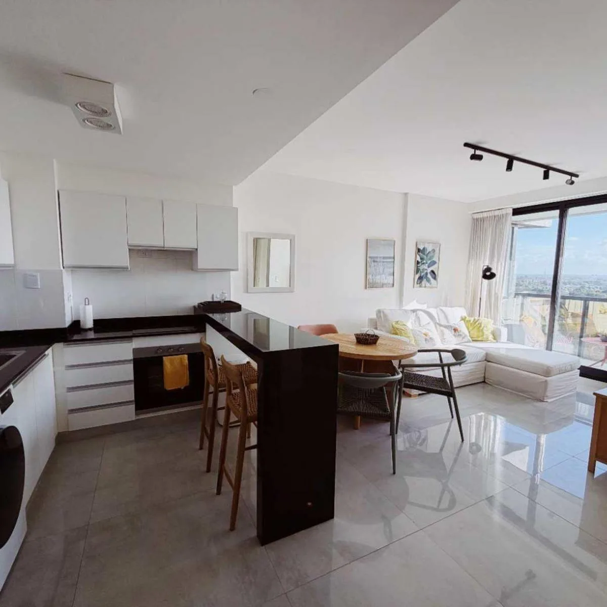 Башня Brickell, меблированный 16 этаж