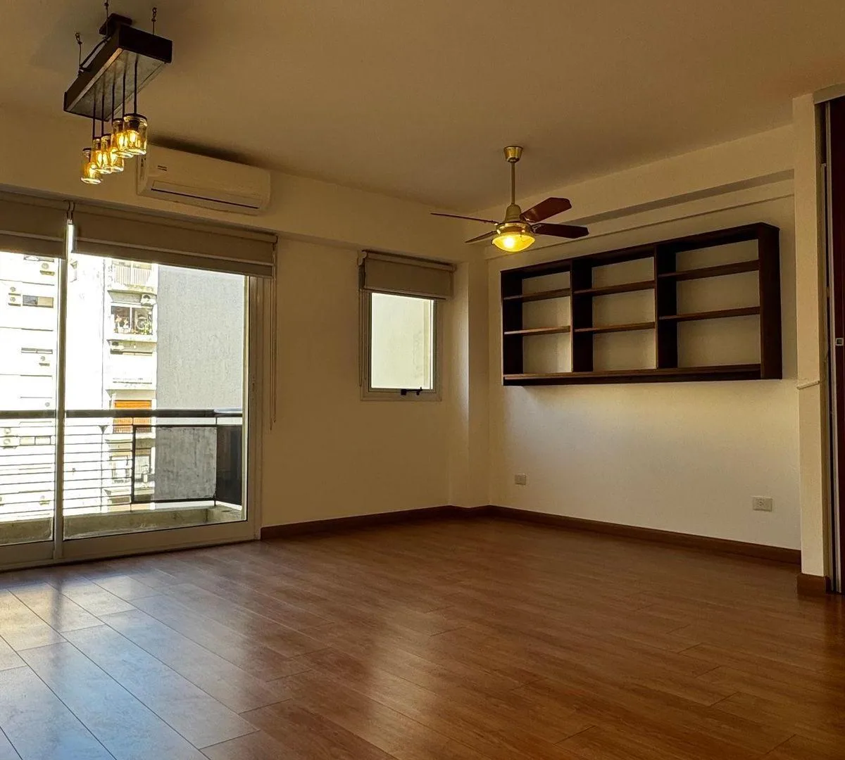 Monoambiente con balcón en Belgrano