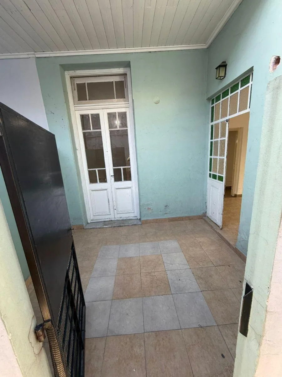 Departamento de 60 m&sup2; con 2 Dorm. en Alquiler en Valentín Alsina