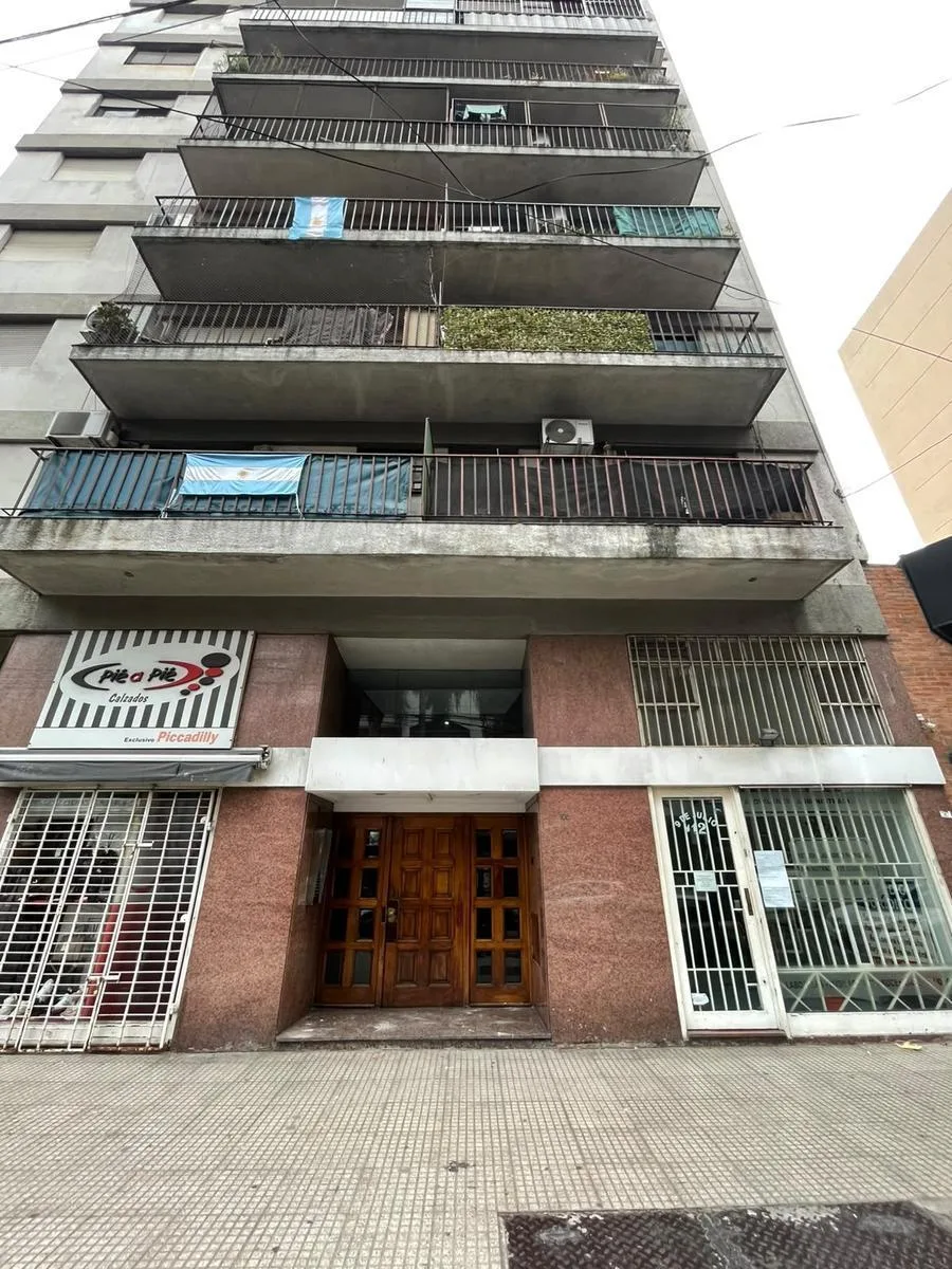 Departamento 2 Amb con Balcon en Ramos Mejia