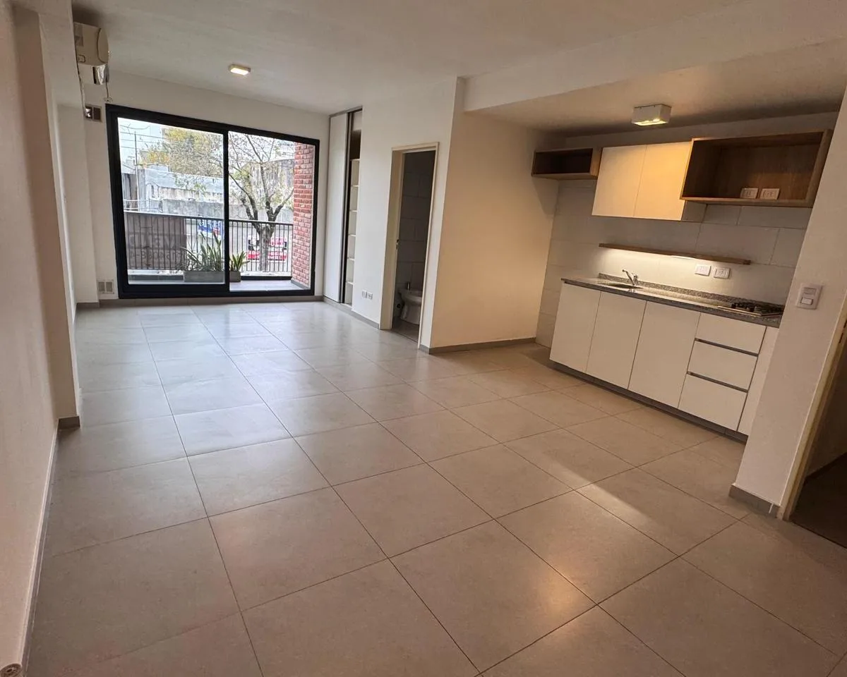 Studio with balcony and amenities