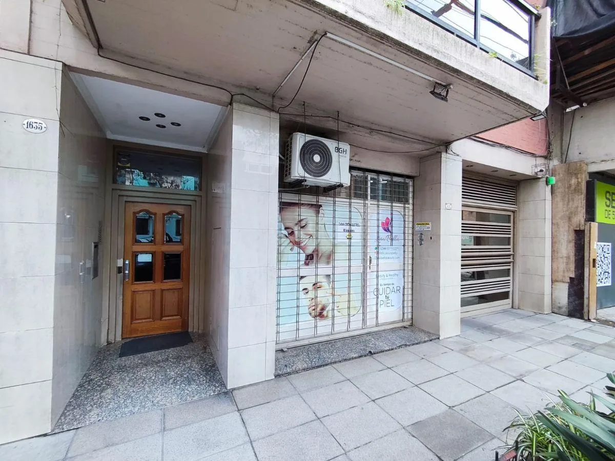Ambiente 25 m² con lavadero